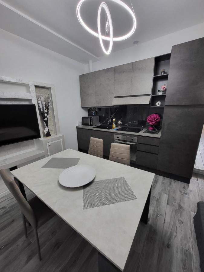 Residenza Giulia Lejlighed Brescia Eksteriør billede